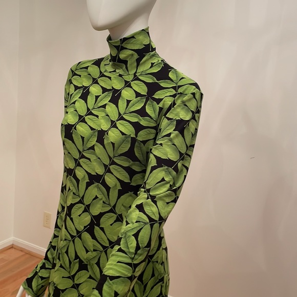 Norma Kamali Green Floral Long Sleeve Turtle Fishtail Dress to Midcalf XS NWT - Picture 5 of 11